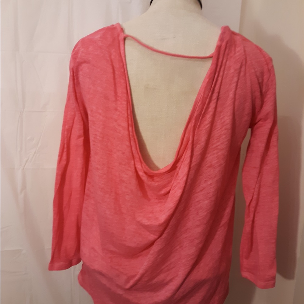 American eagle outfitters pink shirt